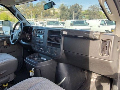 2025 Chevrolet Express Cutaway 3500 1WT