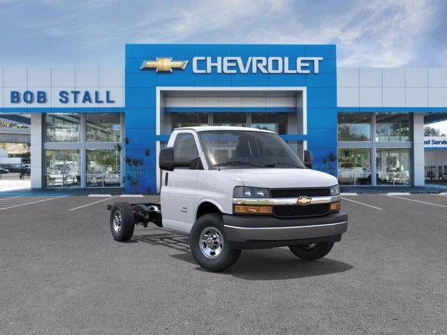 2026 Chevrolet Express Cutaway 3500 1WT