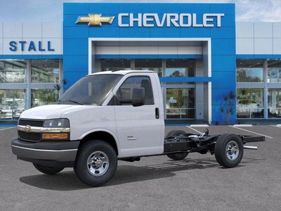 2026 Chevrolet Express Cutaway 3500 1WT