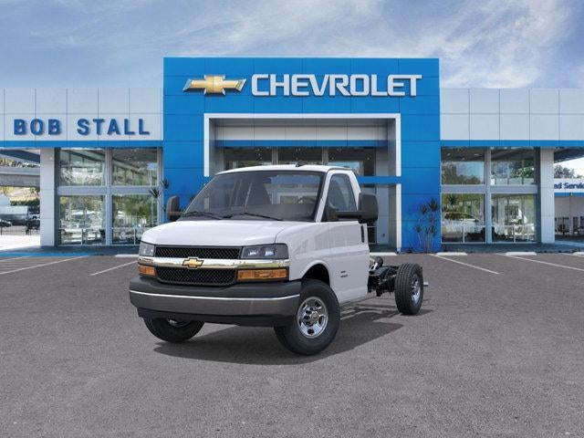 2026 Chevrolet Express Cutaway 3500 1WT