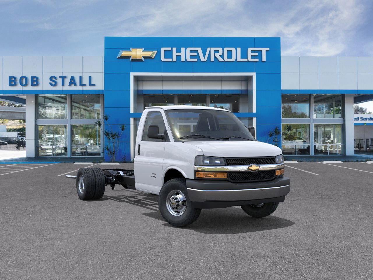 2025 Chevrolet Express Cutaway 3500 1WT
