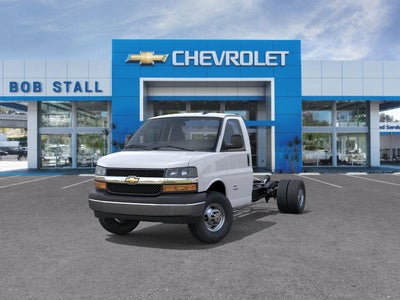 2025 Chevrolet Express Cutaway 3500 1WT