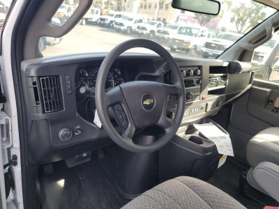 2024 Chevrolet Express Cutaway 3500 1WT