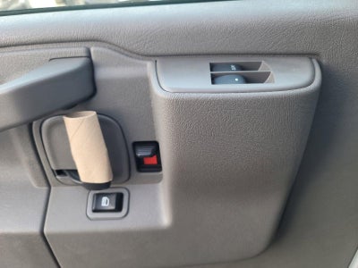 2024 Chevrolet Express Cutaway 3500 1WT