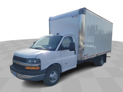 2024 Chevrolet Express Cutaway 3500 1WT