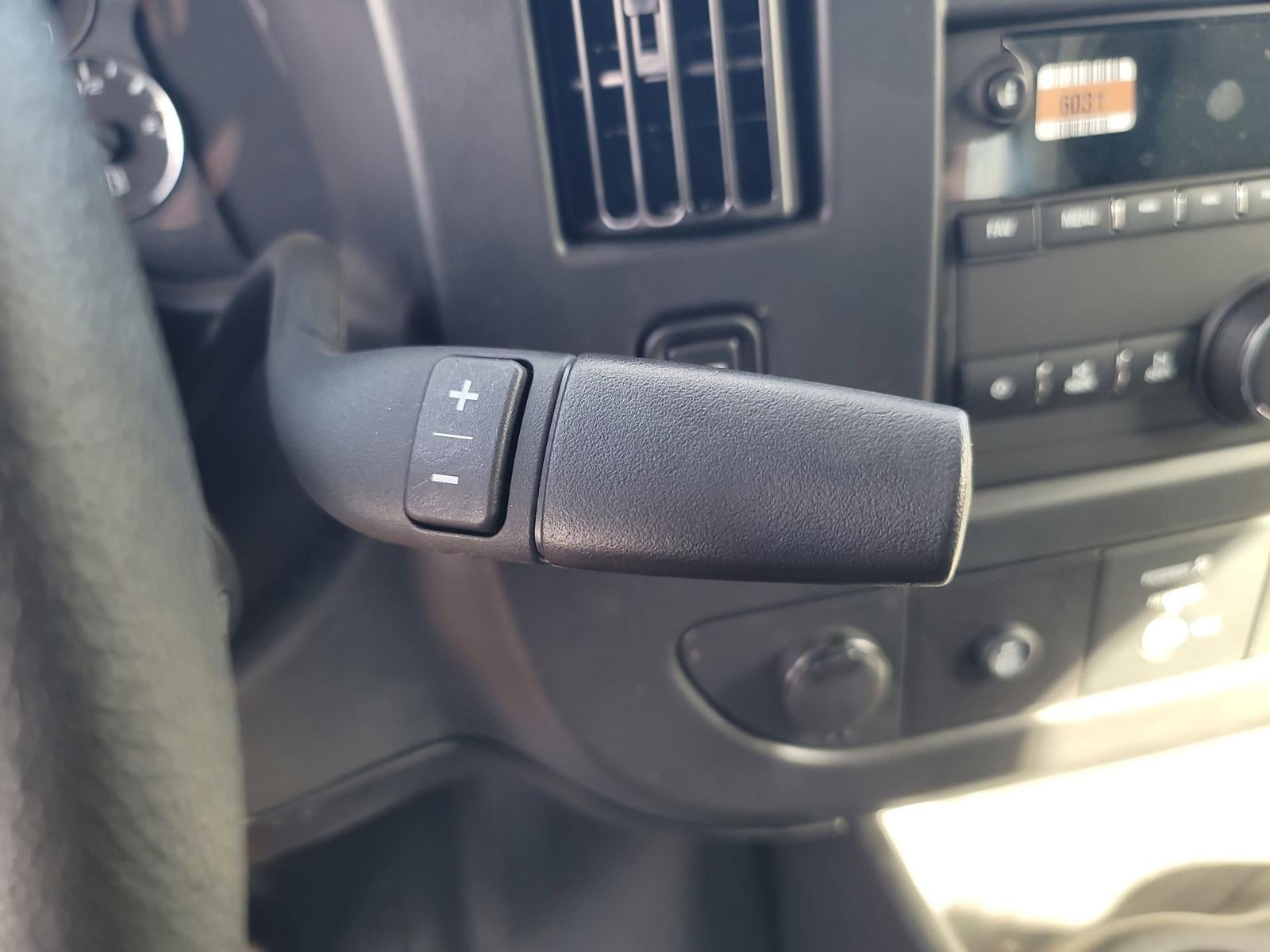 2024 Chevrolet Express Cutaway 3500 1WT