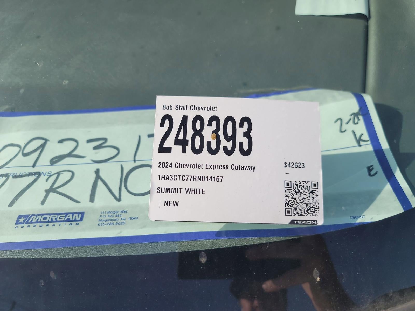 2024 Chevrolet Express Cutaway 3500 1WT