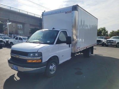 2024 Chevrolet Express Cutaway 3500 1WT