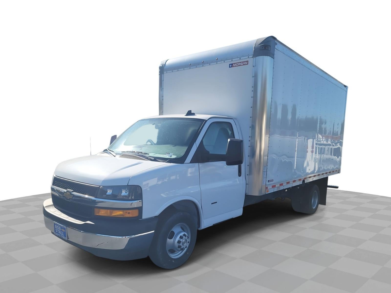 2024 Chevrolet Express Cutaway 3500 1WT