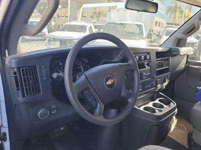 2024 Chevrolet Express Cutaway 3500 1WT
