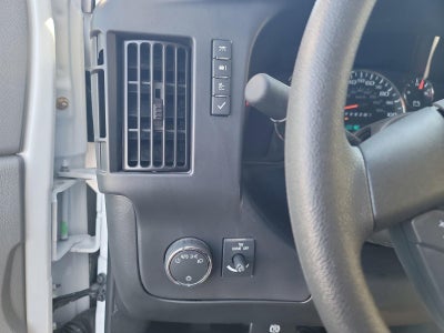 2024 Chevrolet Express Cutaway 3500 1WT