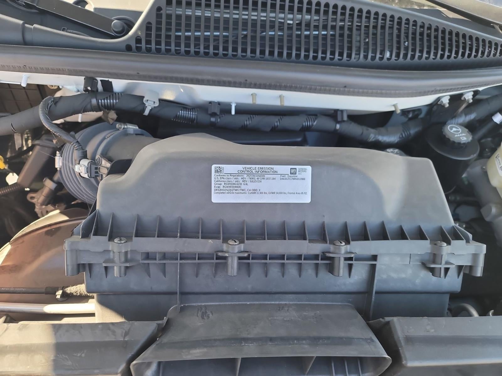 2024 Chevrolet Express Cutaway 3500 1WT