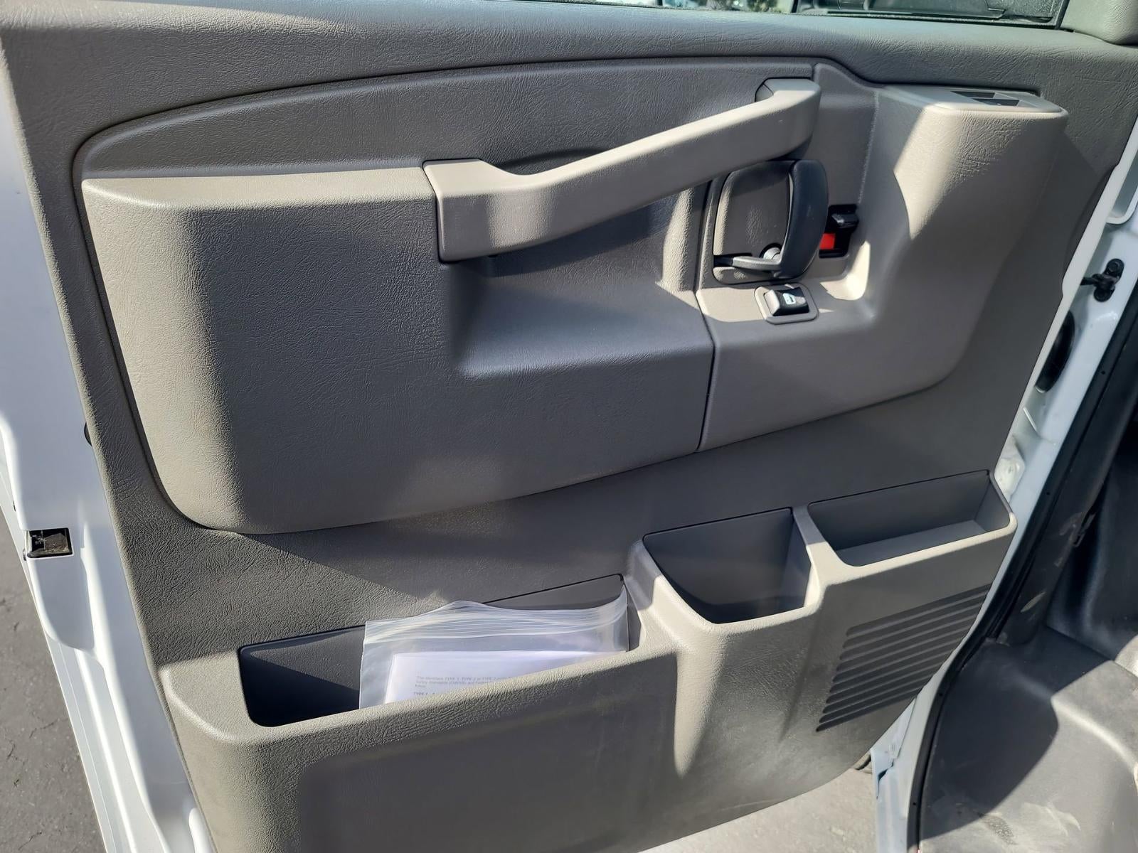 2024 Chevrolet Express Cutaway 4500 2WT