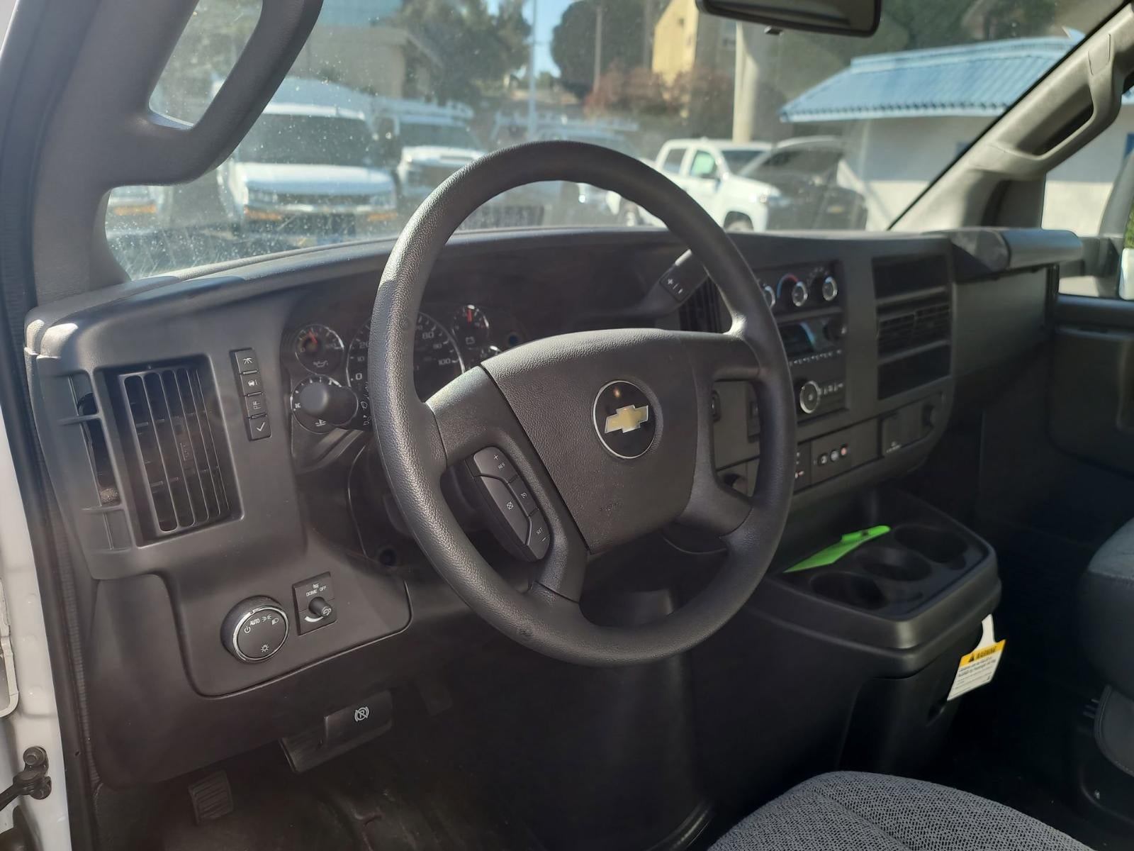 2024 Chevrolet Express Cutaway 4500 2WT