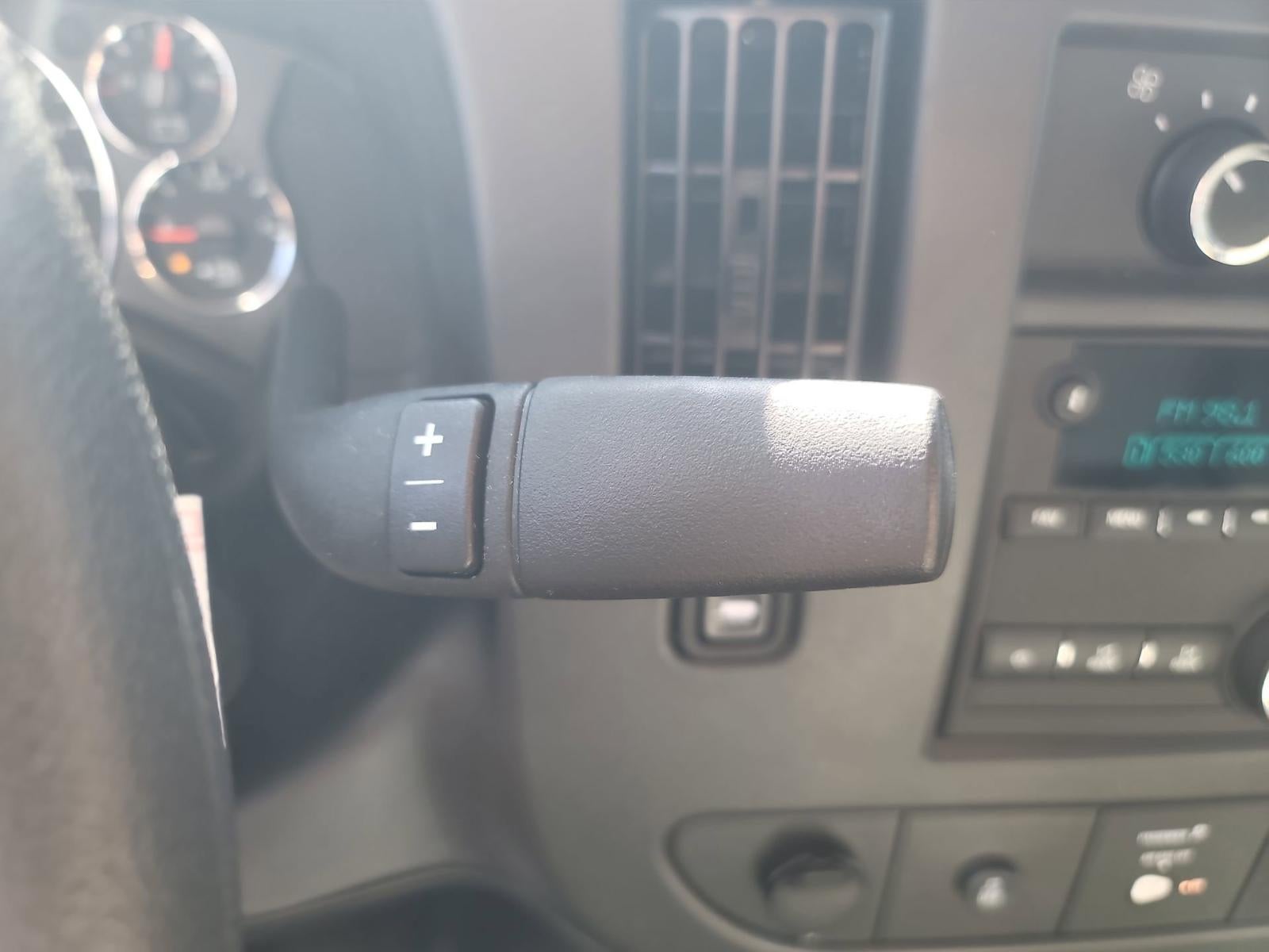 2024 Chevrolet Express Cutaway 4500 2WT