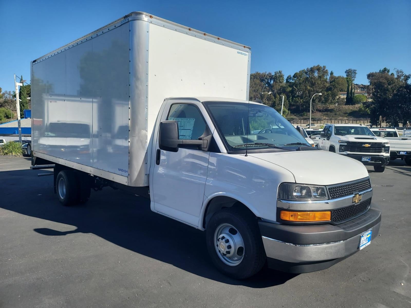 2024 Chevrolet Express Cutaway 4500 2WT