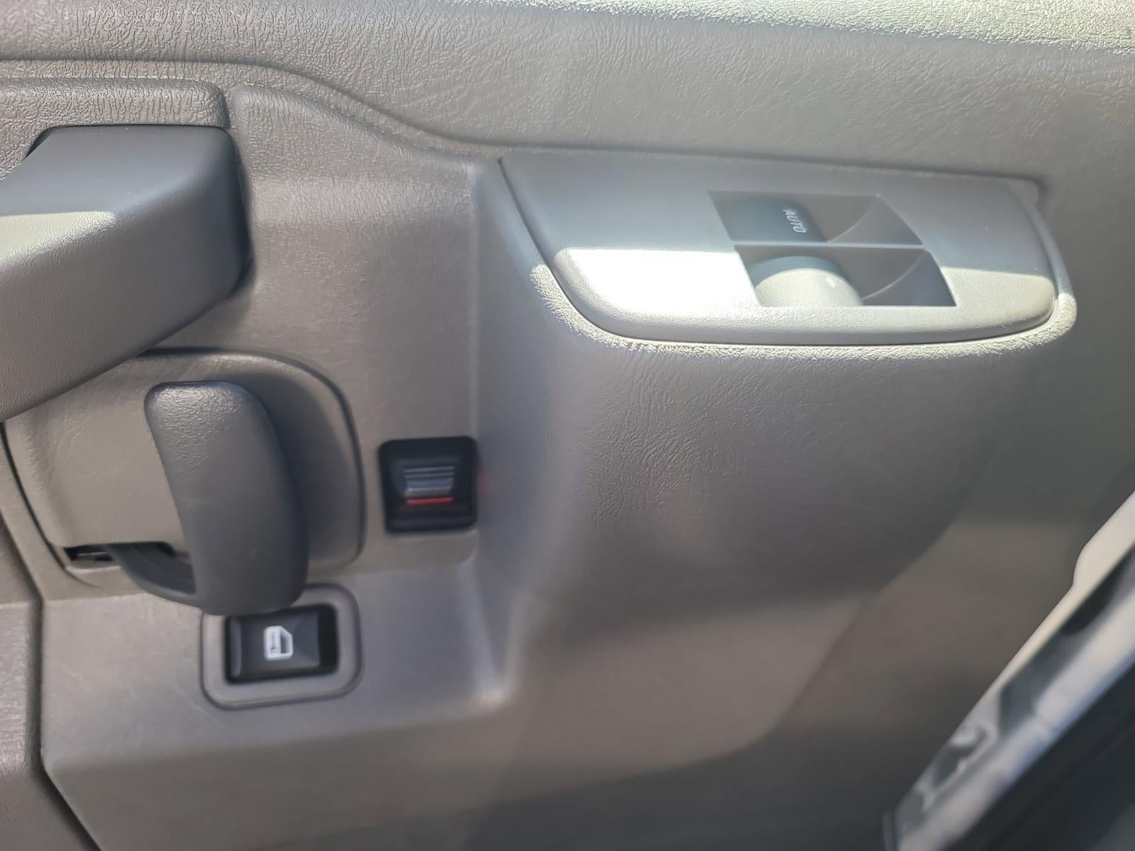 2024 Chevrolet Express Cutaway 4500 2WT