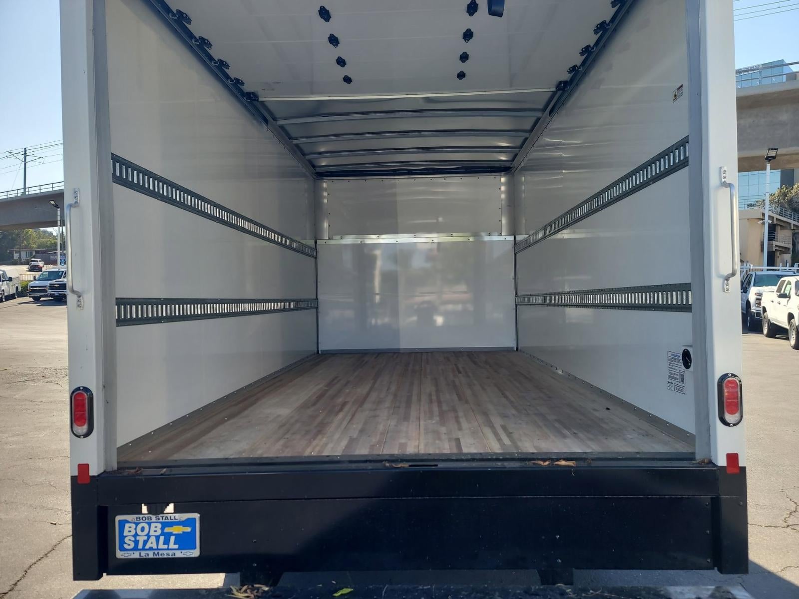 2024 Chevrolet Express Cutaway 4500 2WT