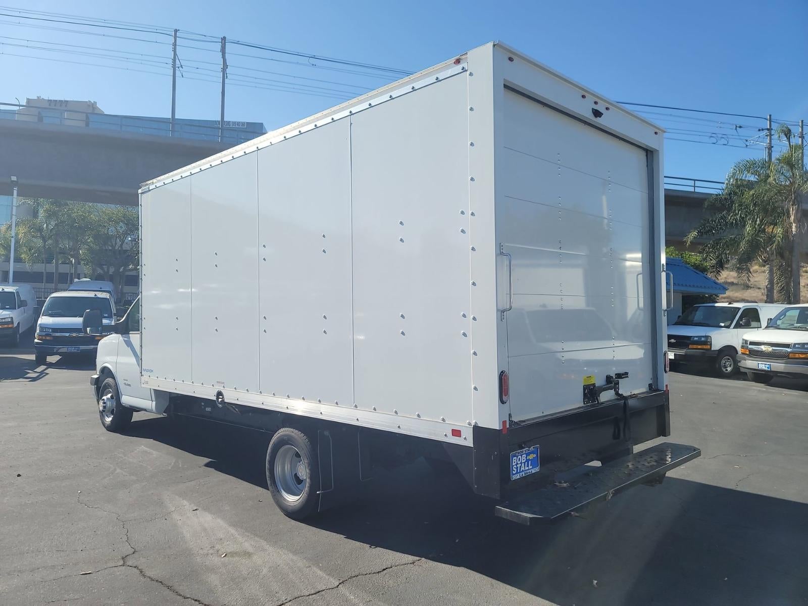 2024 Chevrolet Express Cutaway 4500 2WT