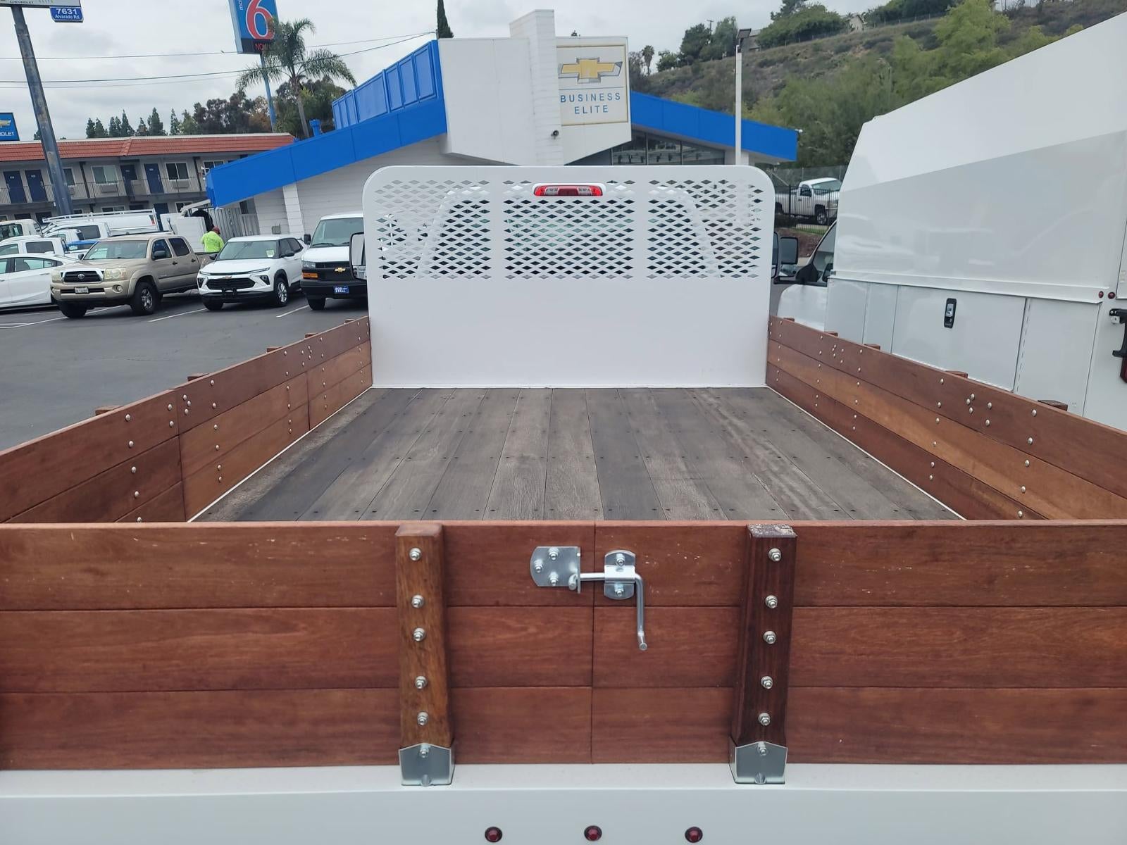 2024 Chevrolet Silverado 5500 HD Work Truck