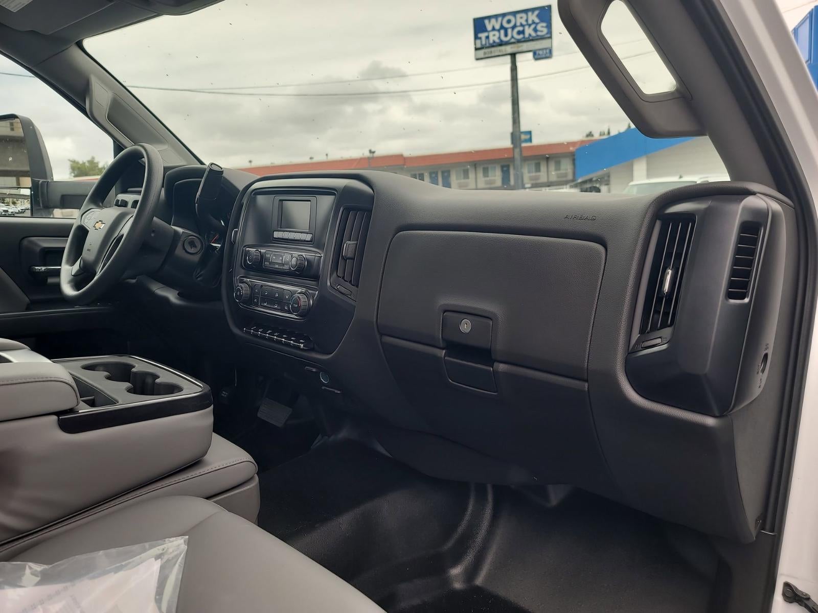 2024 Chevrolet Silverado 5500 HD Work Truck