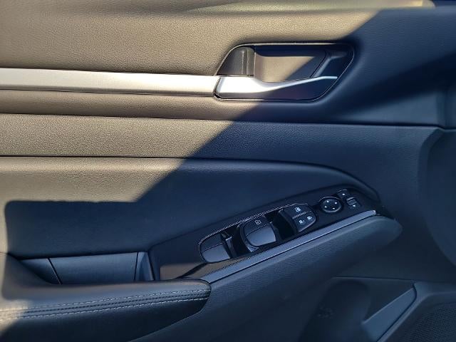 2023 Nissan Altima SV FWD