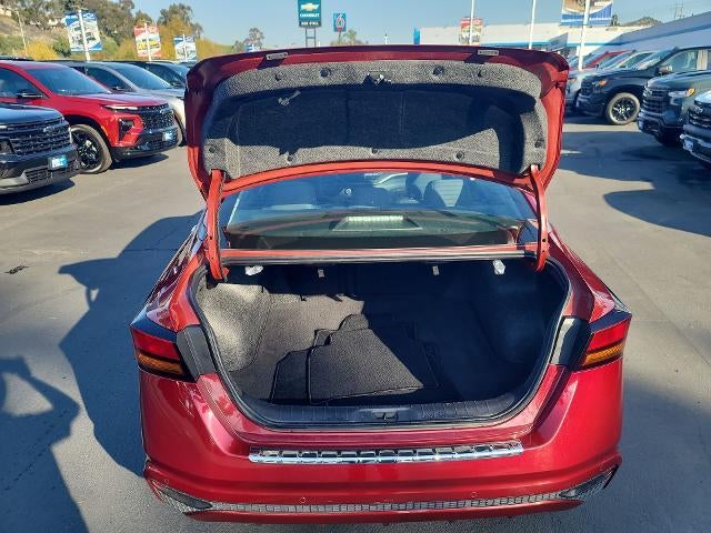 2023 Nissan Altima SV FWD