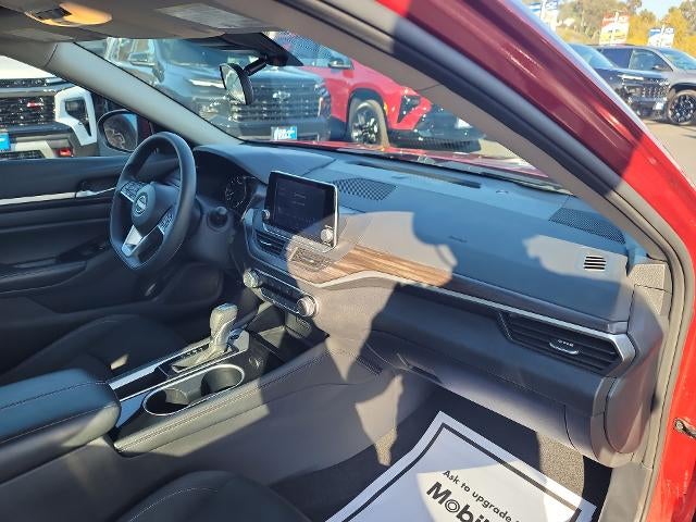 2023 Nissan Altima SV FWD