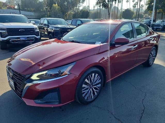 2023 Nissan Altima SV FWD