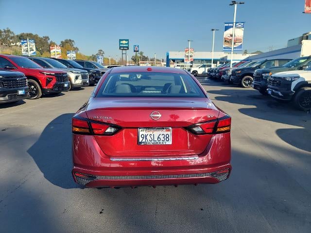 2023 Nissan Altima SV FWD