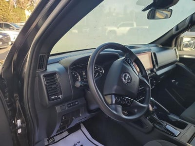2023 Nissan Frontier Crew Cab SV 4x2