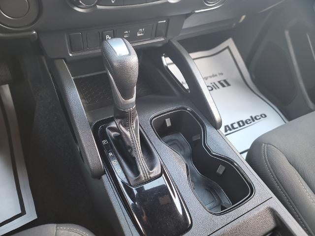 2023 Nissan Frontier Crew Cab SV 4x2