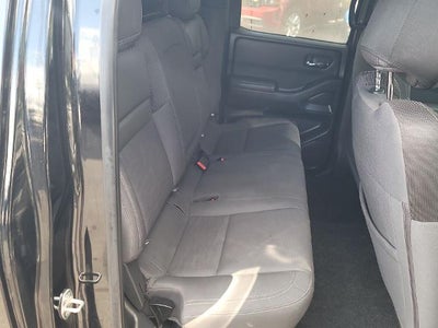 2023 Nissan Frontier Crew Cab SV 4x2