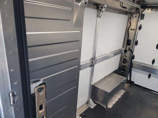 2025 Chevrolet BrightDrop 400 AWD 400