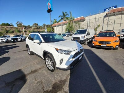 2019 Toyota RAV4 XLE Premium