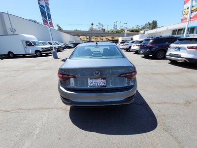 2024 Volkswagen Jetta SE