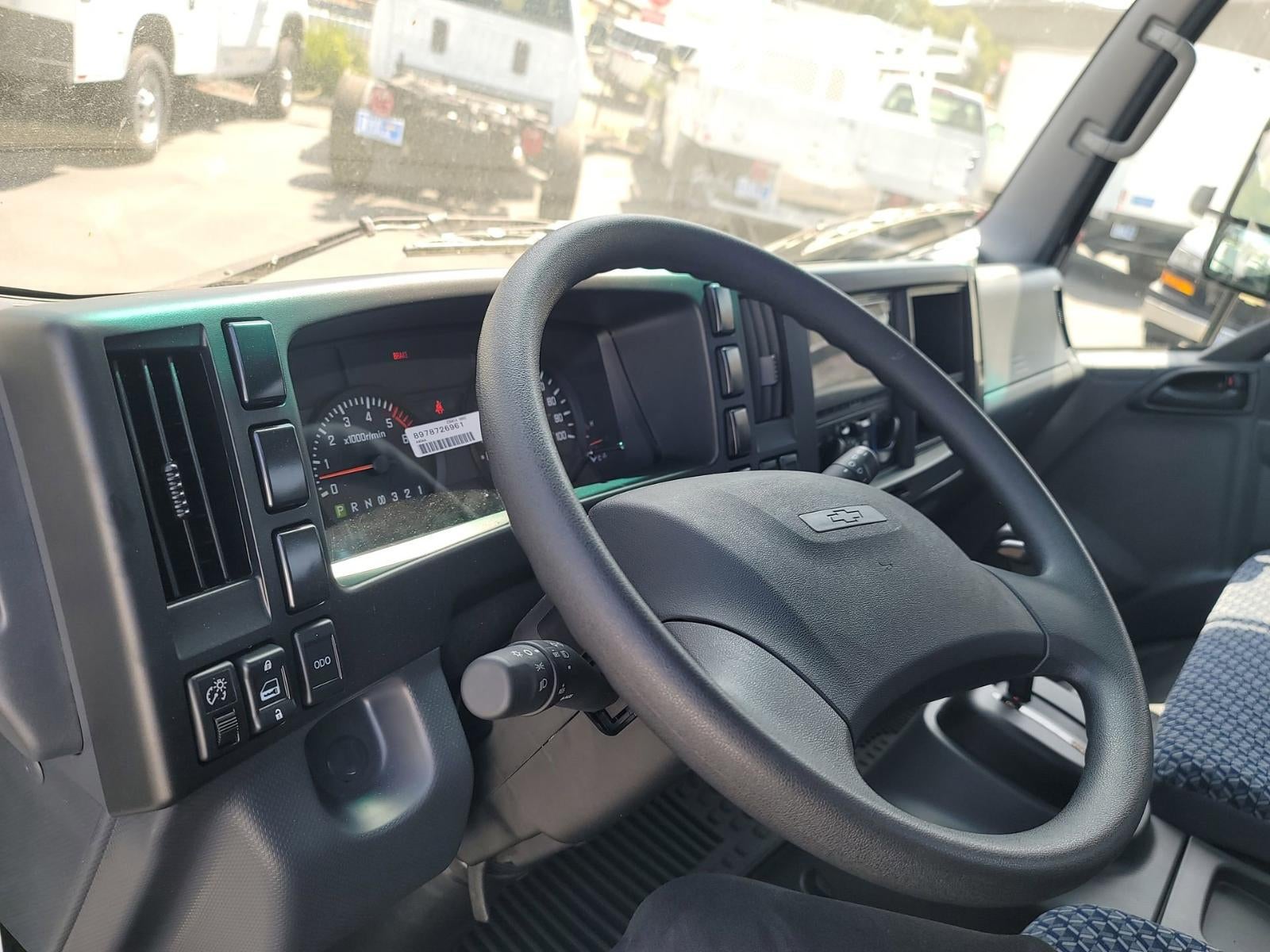 2024 Chevrolet Low Cab Forward 5500 XG 2WD Reg Cab 176"