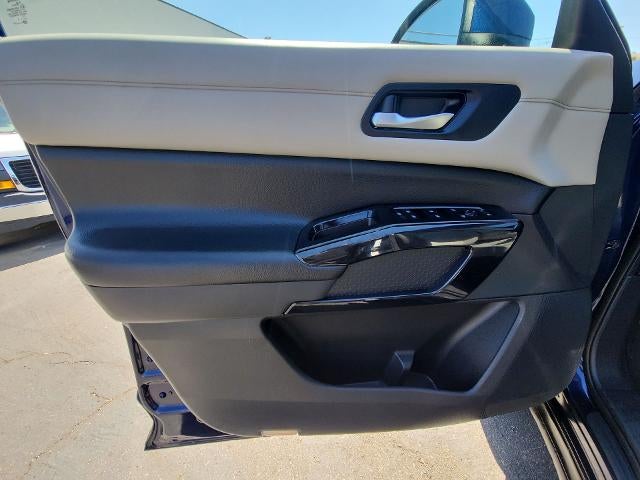 2022 Nissan Pathfinder SV 2WD