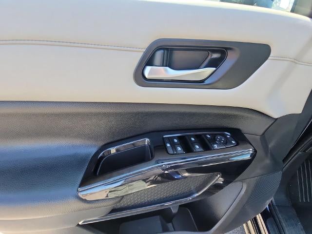 2022 Nissan Pathfinder SV 2WD