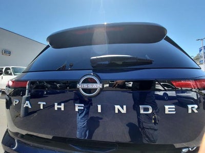 2022 Nissan Pathfinder SV 2WD