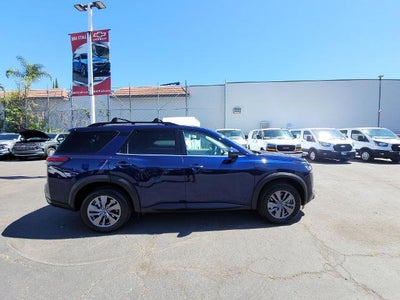 2022 Nissan Pathfinder SV 2WD