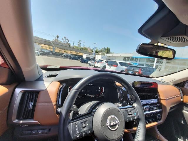 2022 Nissan Pathfinder Platinum 2WD