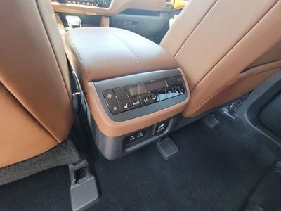 2022 Nissan Pathfinder Platinum 2WD