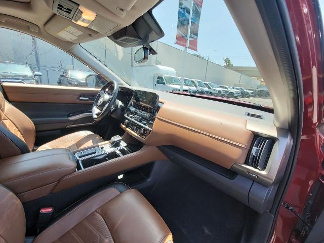 2022 Nissan Pathfinder Platinum 2WD