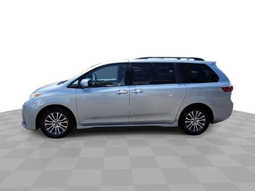 2019 Toyota Sienna XLE Auto Access Seat