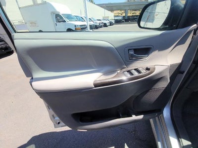 2019 Toyota Sienna XLE Auto Access Seat