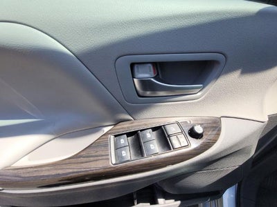2019 Toyota Sienna XLE Auto Access Seat