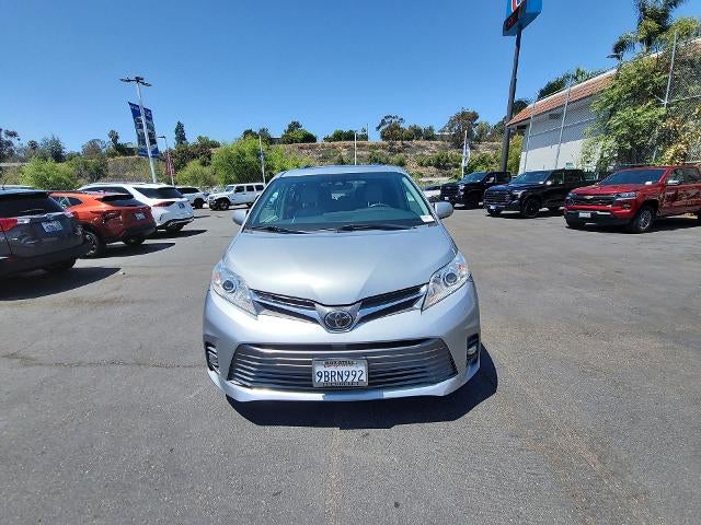 2019 Toyota Sienna XLE Auto Access Seat