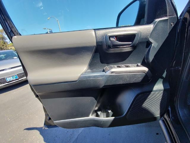 2017 Toyota Tacoma SR5