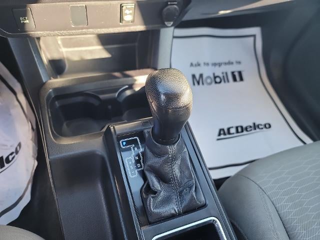 2016 Toyota Tacoma SR